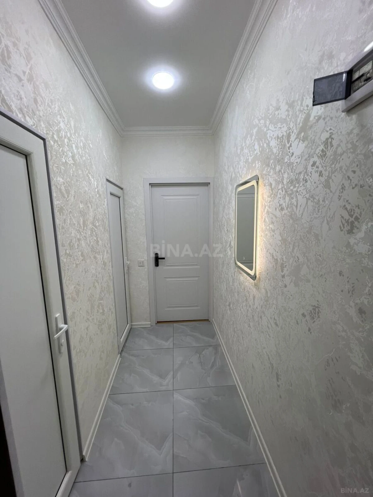 Satılır 2 otaqlı mənzil 58 m²