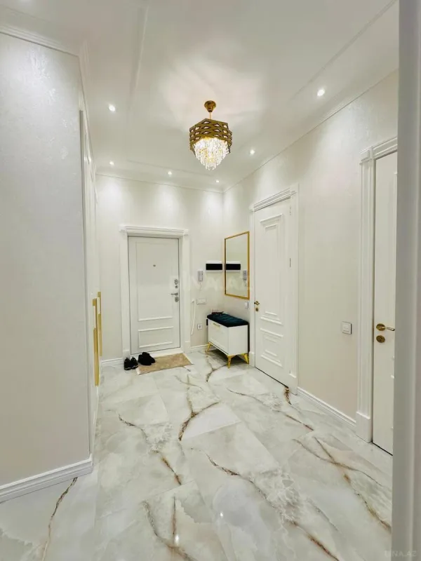 Kirayə verilir 2 otaqlı mənzil 115 m²