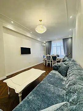 Satılır 2 otaqlı mənzil 115 m²