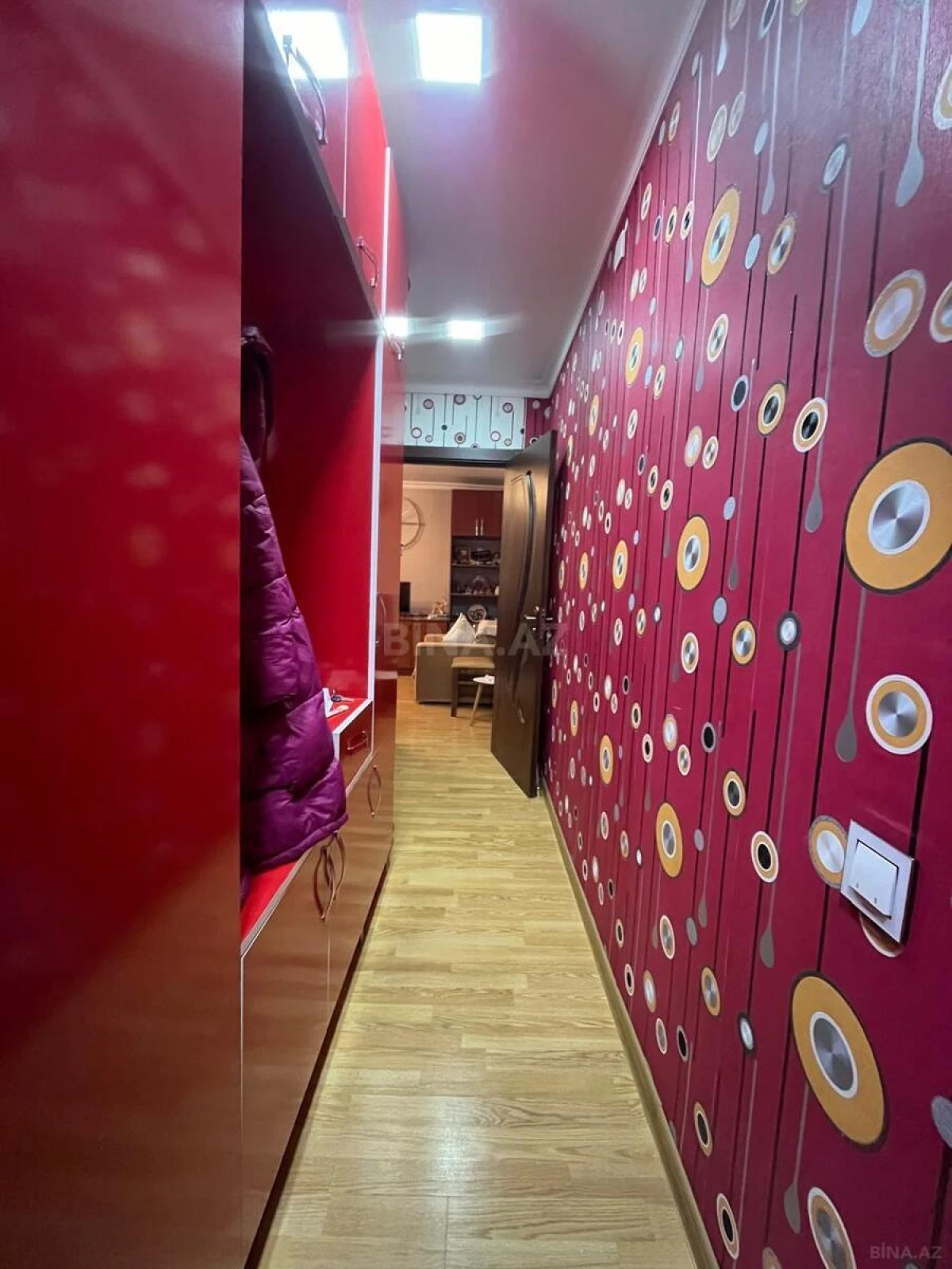 Satılır 1 otaqlı mənzil 40 m²