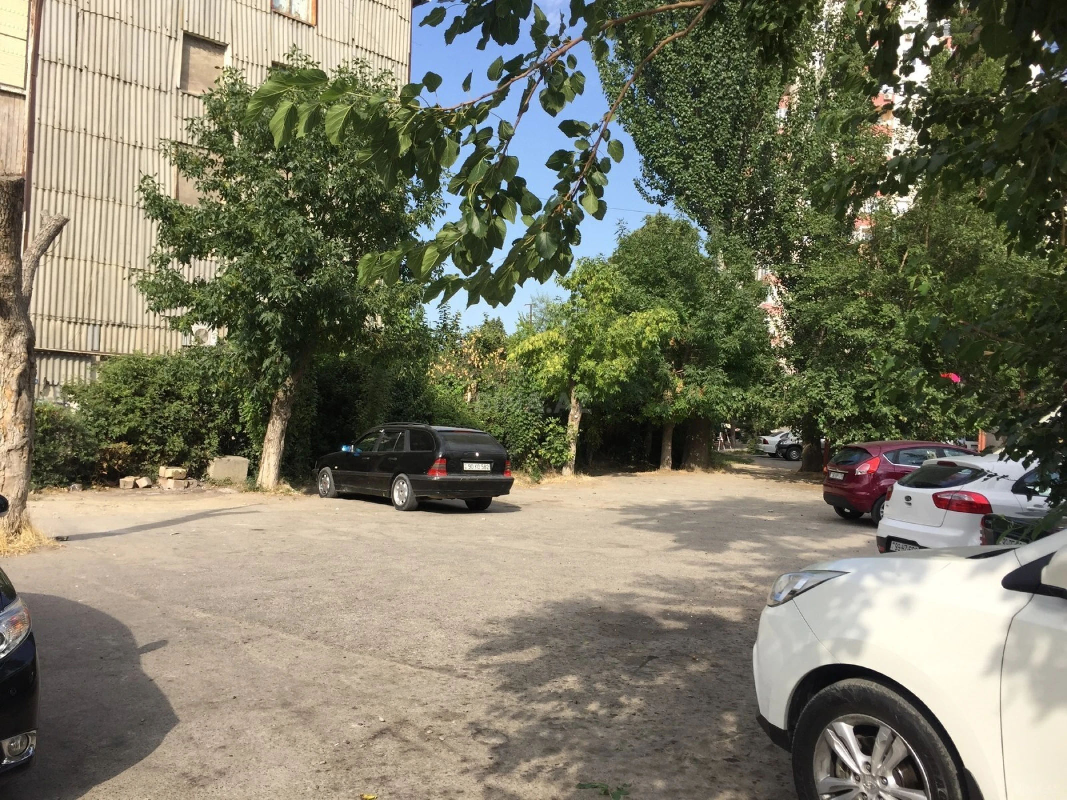 Satılır torpaq sahəsi 3 m²