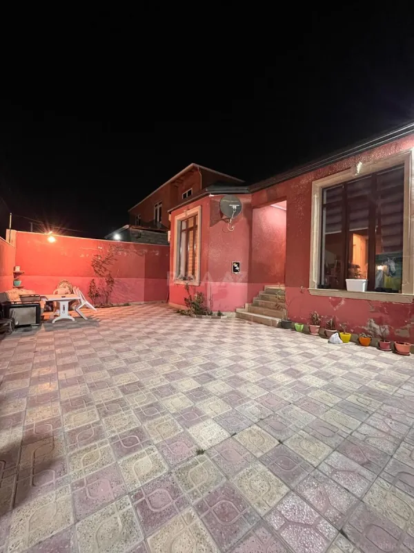 Satılır 4 otaqlı həyət evi 150 m²