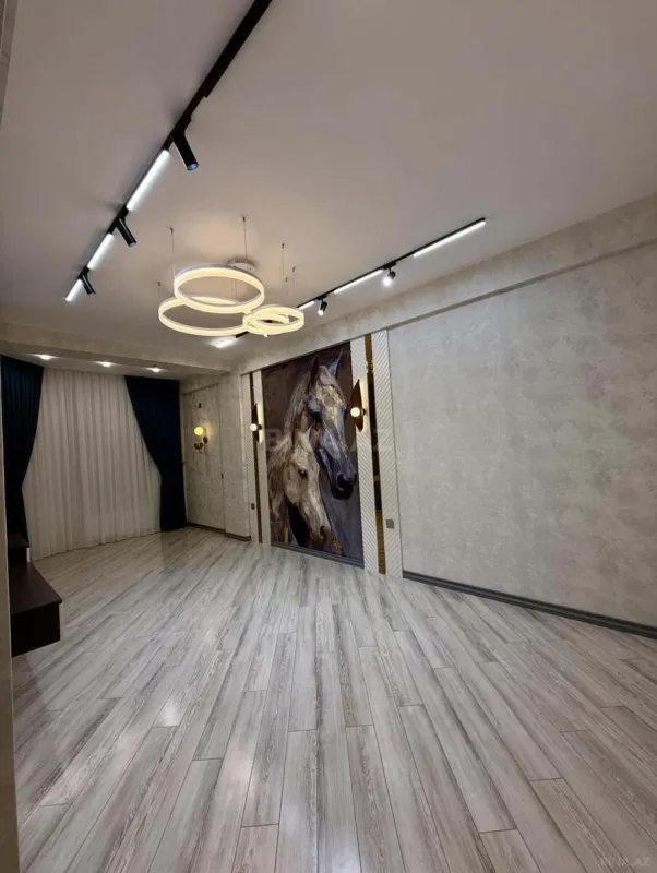 Satılır 3 otaqlı mənzil 94 m²