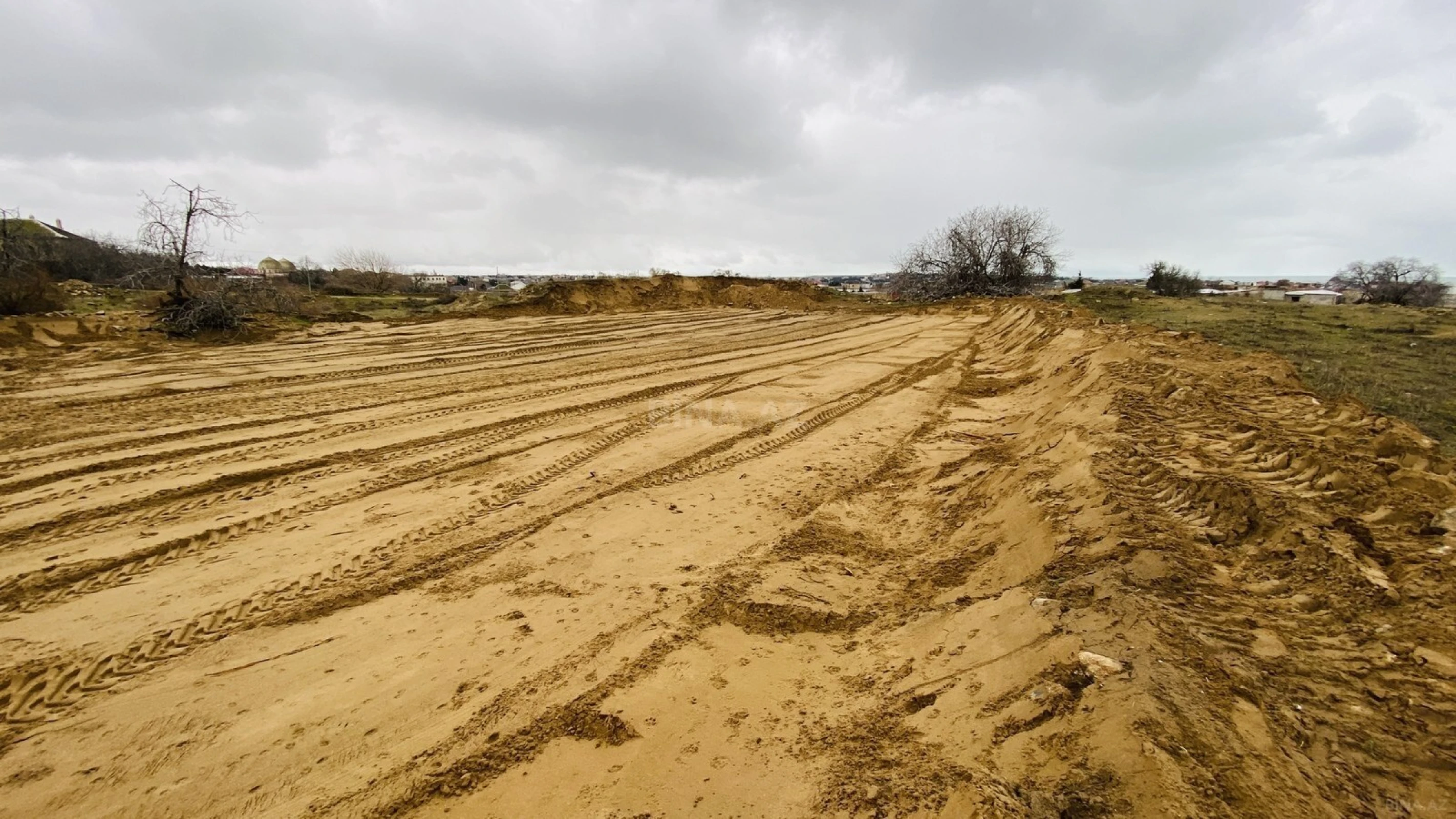 Satılır torpaq sahəsi 14 m²