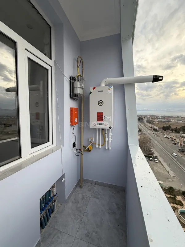 Satılır 2 otaqlı mənzil 82 m²