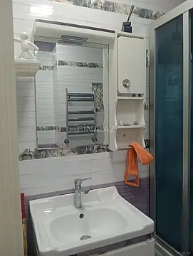 Kirayə verilir 2 otaqlı mənzil 80 m²