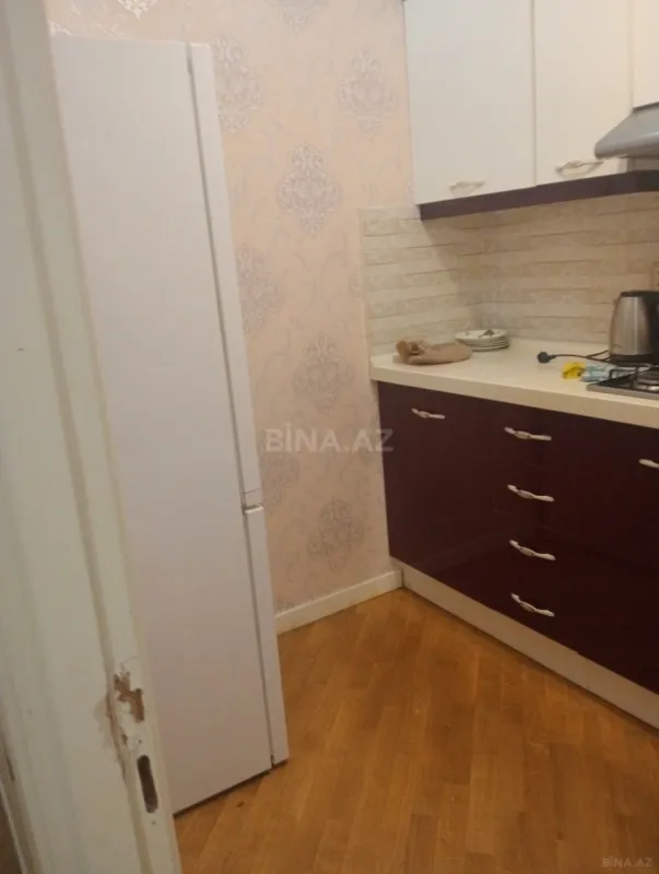 Kirayə verilir 2 otaqlı mənzil 80 m²