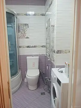 Kirayə verilir 2 otaqlı mənzil 80 m²
