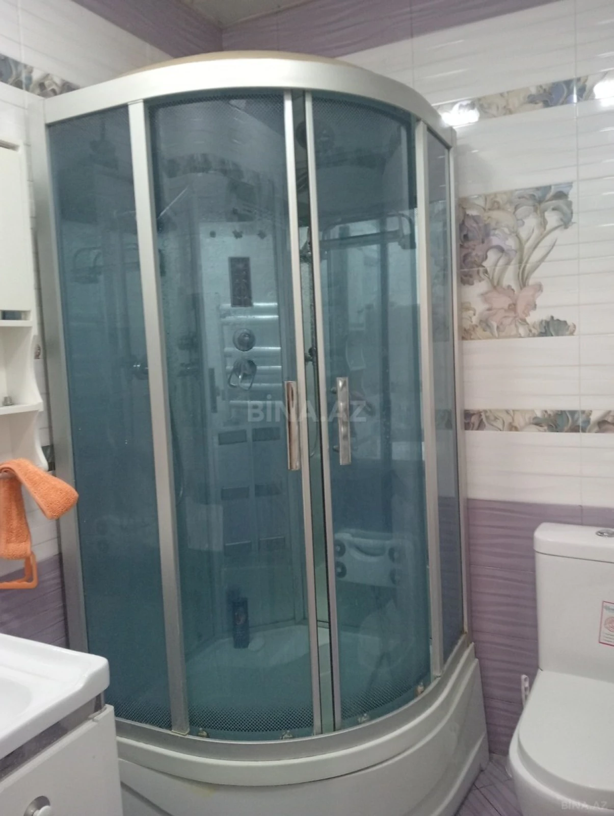 Kirayə verilir 2 otaqlı mənzil 80 m²