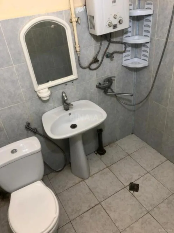 Kirayə verilir 1 otaqlı mənzil 45 m²