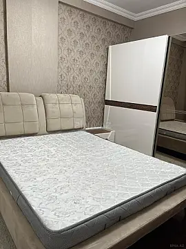 Kirayə verilir 2 otaqlı mənzil 90 m²
