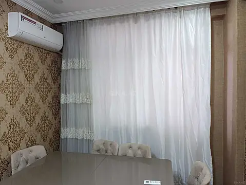 Kirayə verilir 2 otaqlı mənzil 90 m²