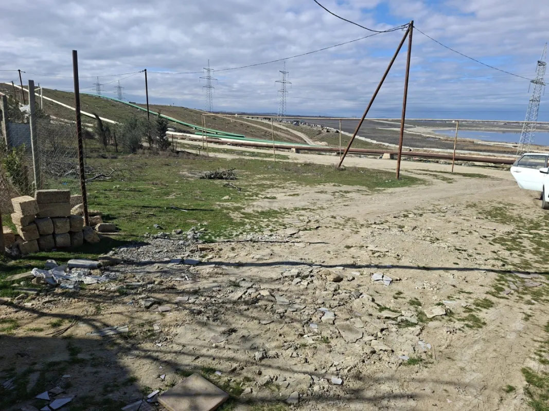 Satılır torpaq sahəsi 1.6 m²