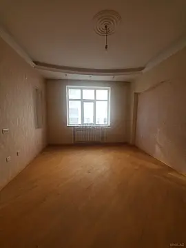 Satılır 4 otaqlı mənzil 164 m²