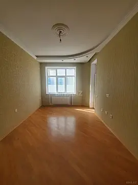 Satılır 4 otaqlı mənzil 164 m²