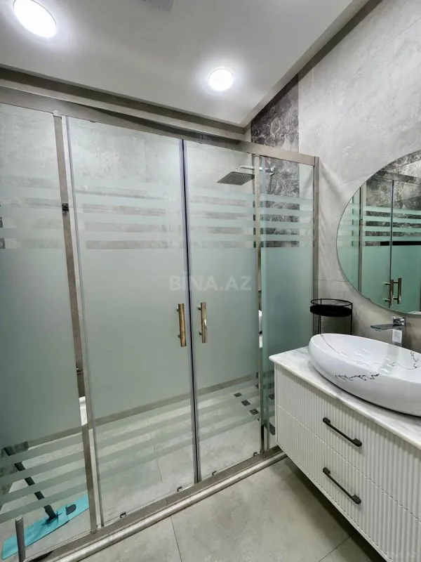 Satılır 4 otaqlı mənzil 111 m²