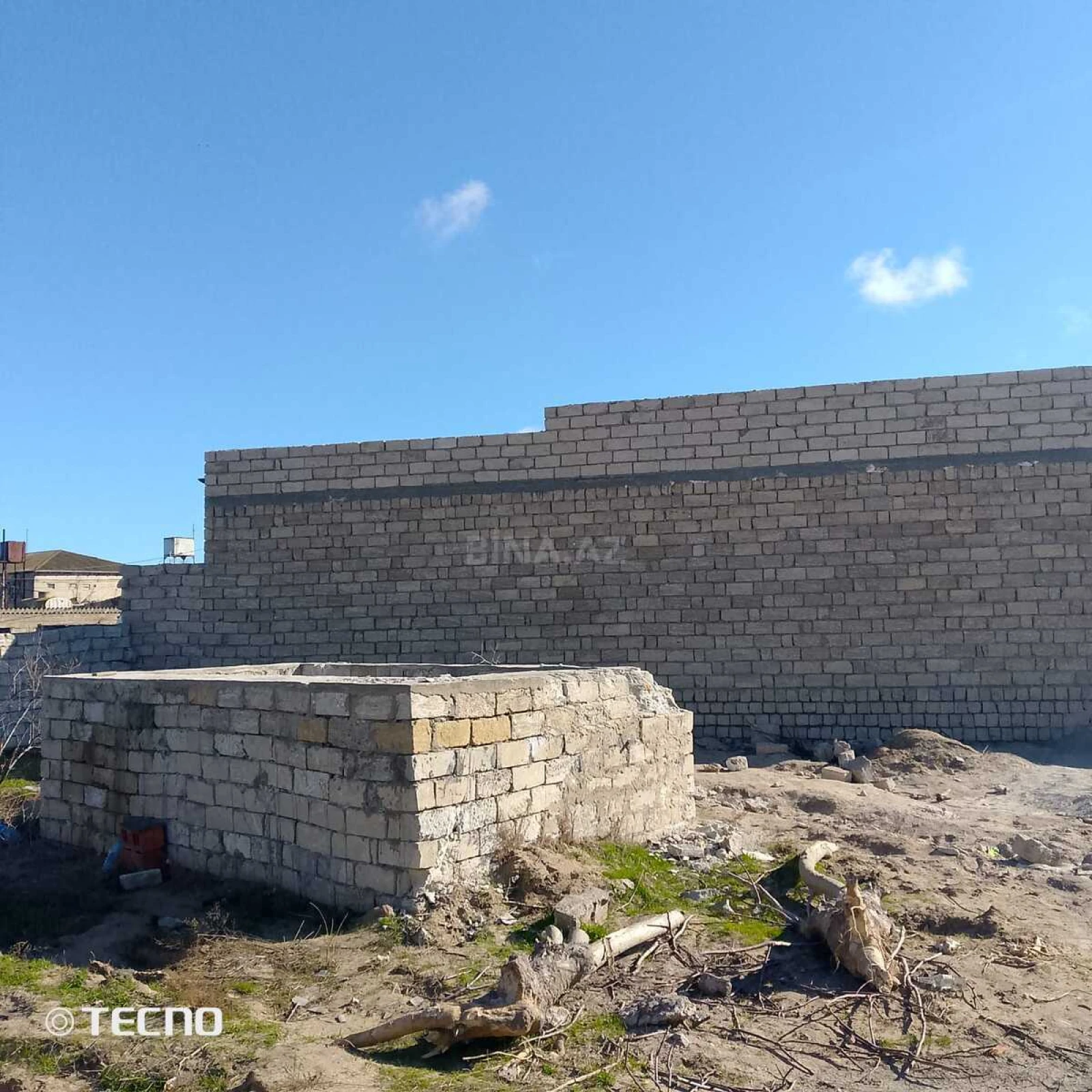 Satılır torpaq sahəsi 2 m²