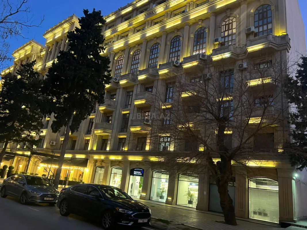 Satılır 2 otaqlı mənzil 85 m²