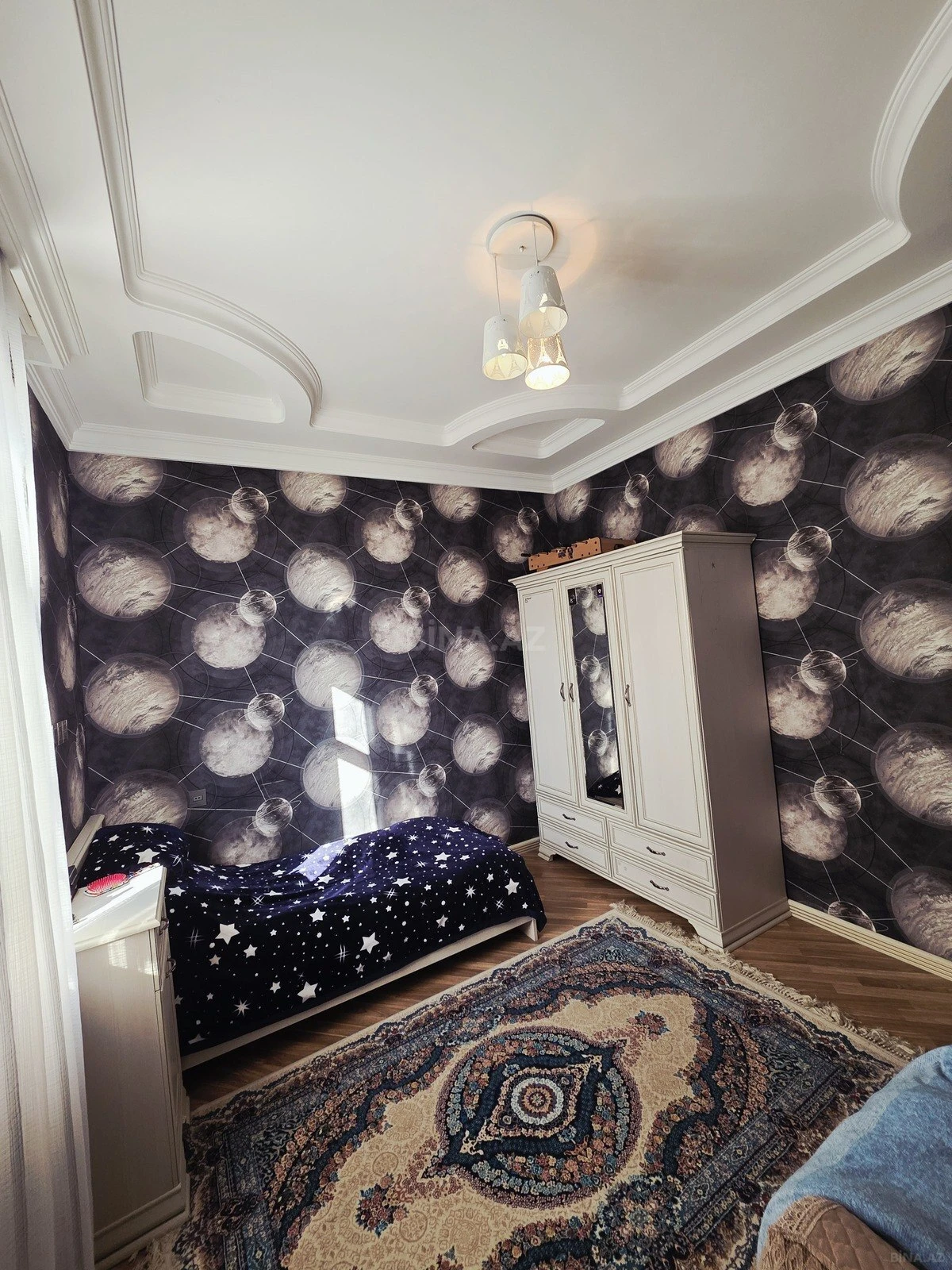 Satılır 8 otaqlı həyət evi 290 m²