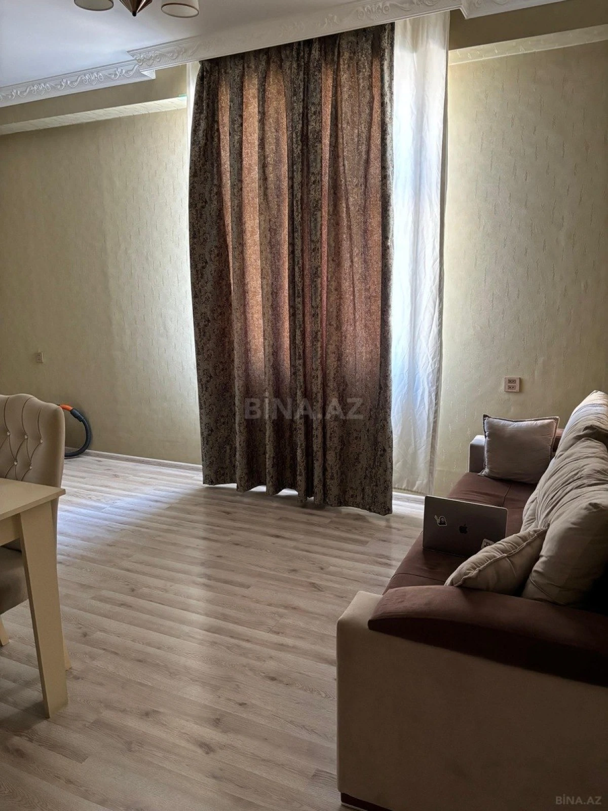 Satılır 3 otaqlı mənzil 89.2 m²