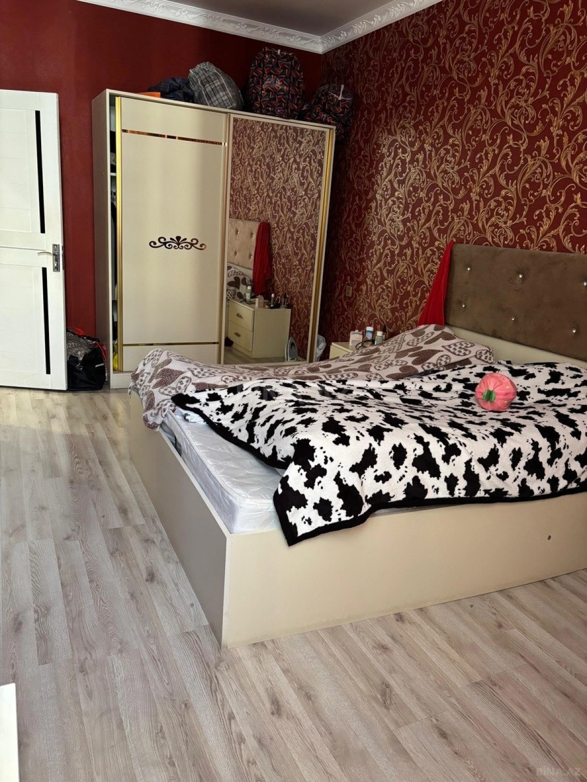 Satılır 3 otaqlı mənzil 89.2 m²