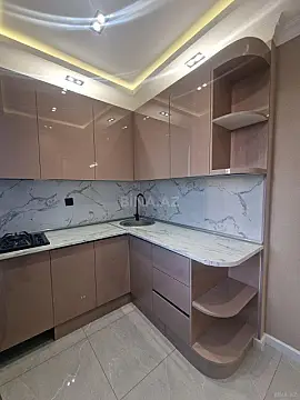 Satılır 2 otaqlı mənzil 60 m²