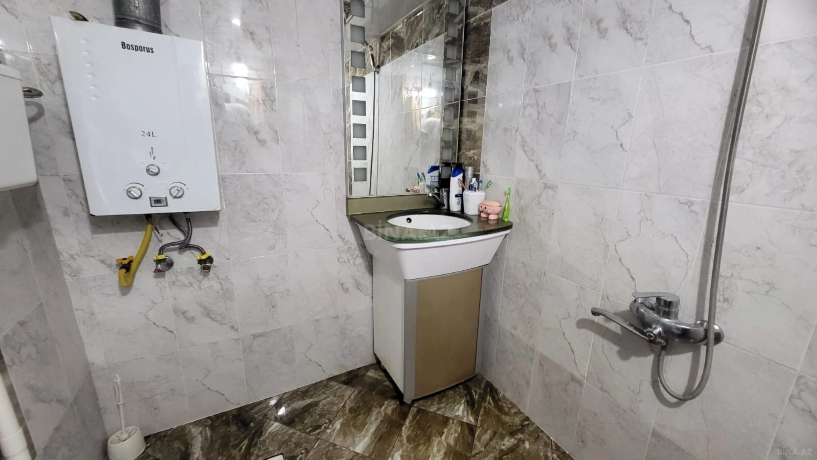 Satılır 4 otaqlı həyət evi 160 m²