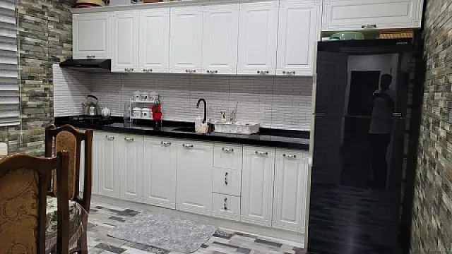 Satılır 4 otaqlı həyət evi 160 m²