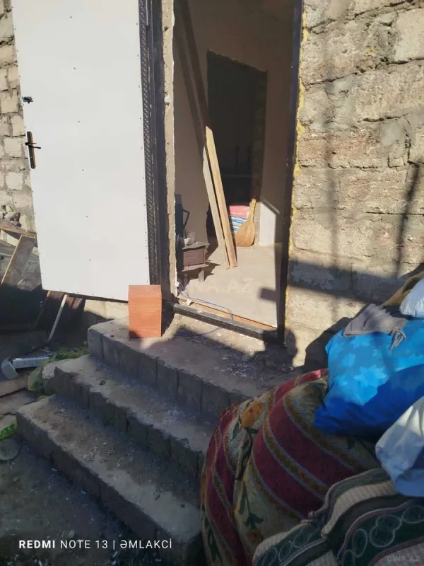 Satılır 2 otaqlı həyət evi 40 m²