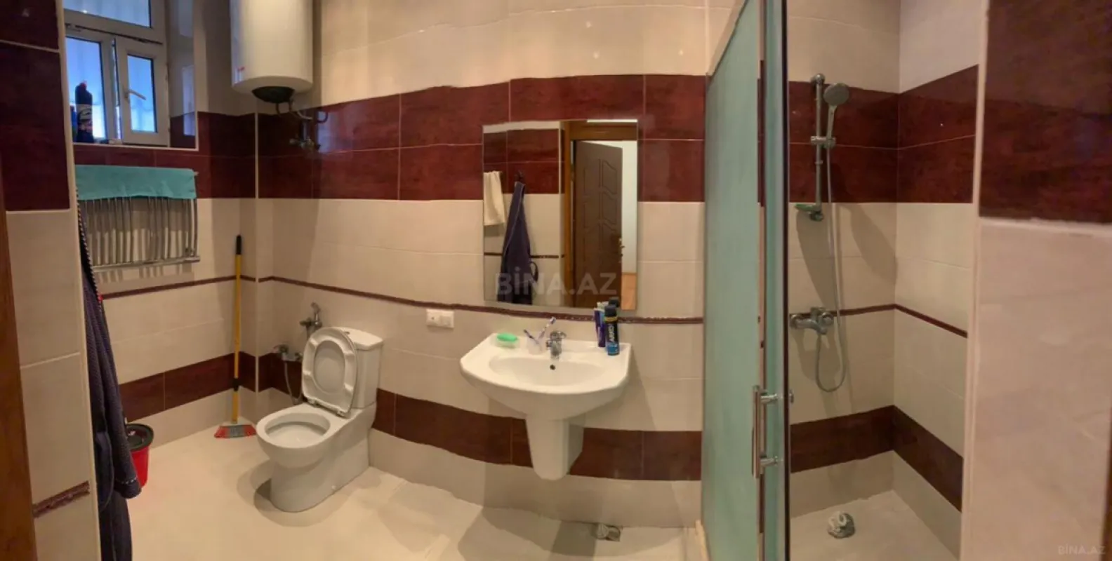 Satılır 7 otaqlı həyət evi 222 m²