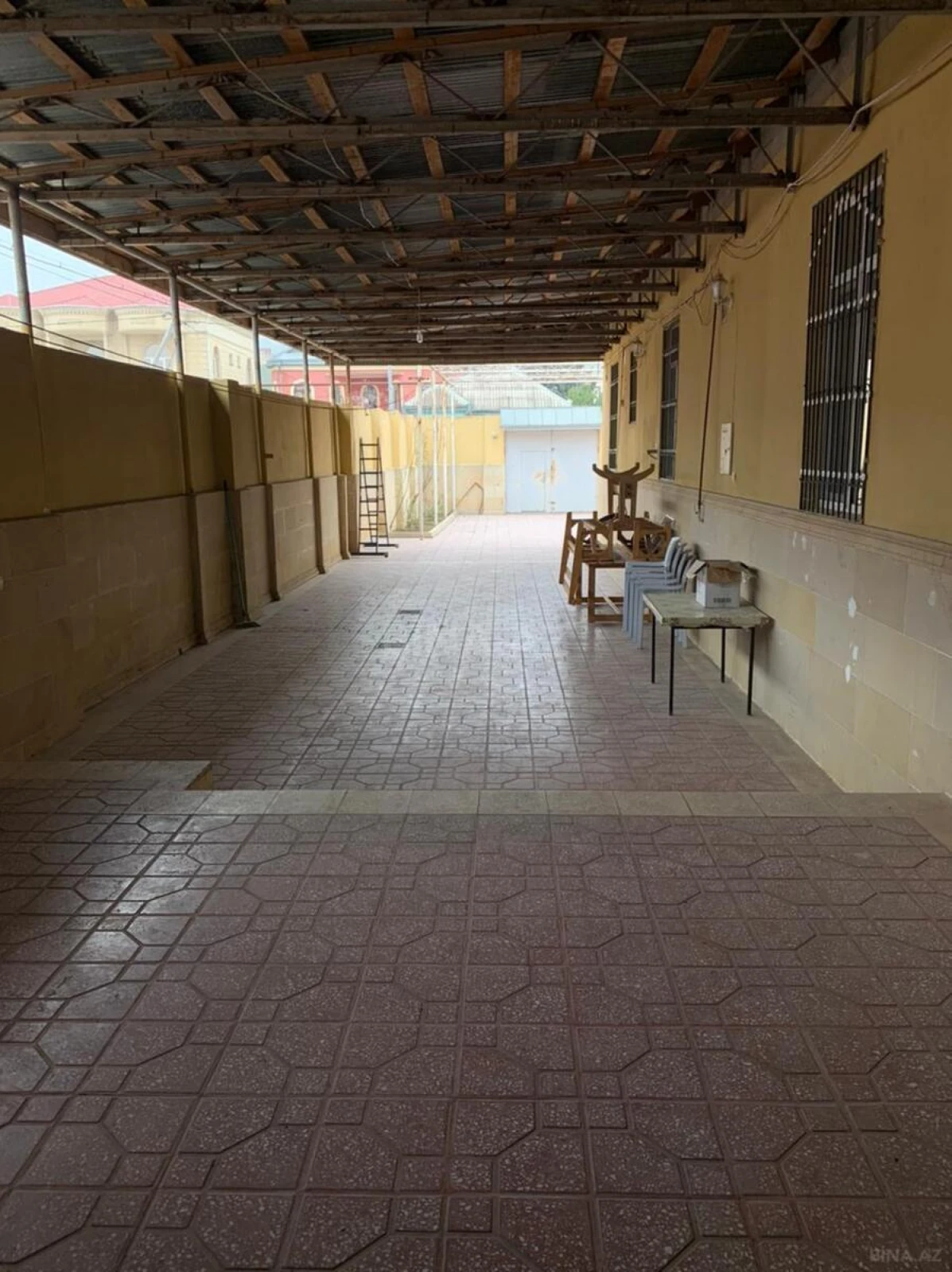 Satılır 7 otaqlı həyət evi 222 m²