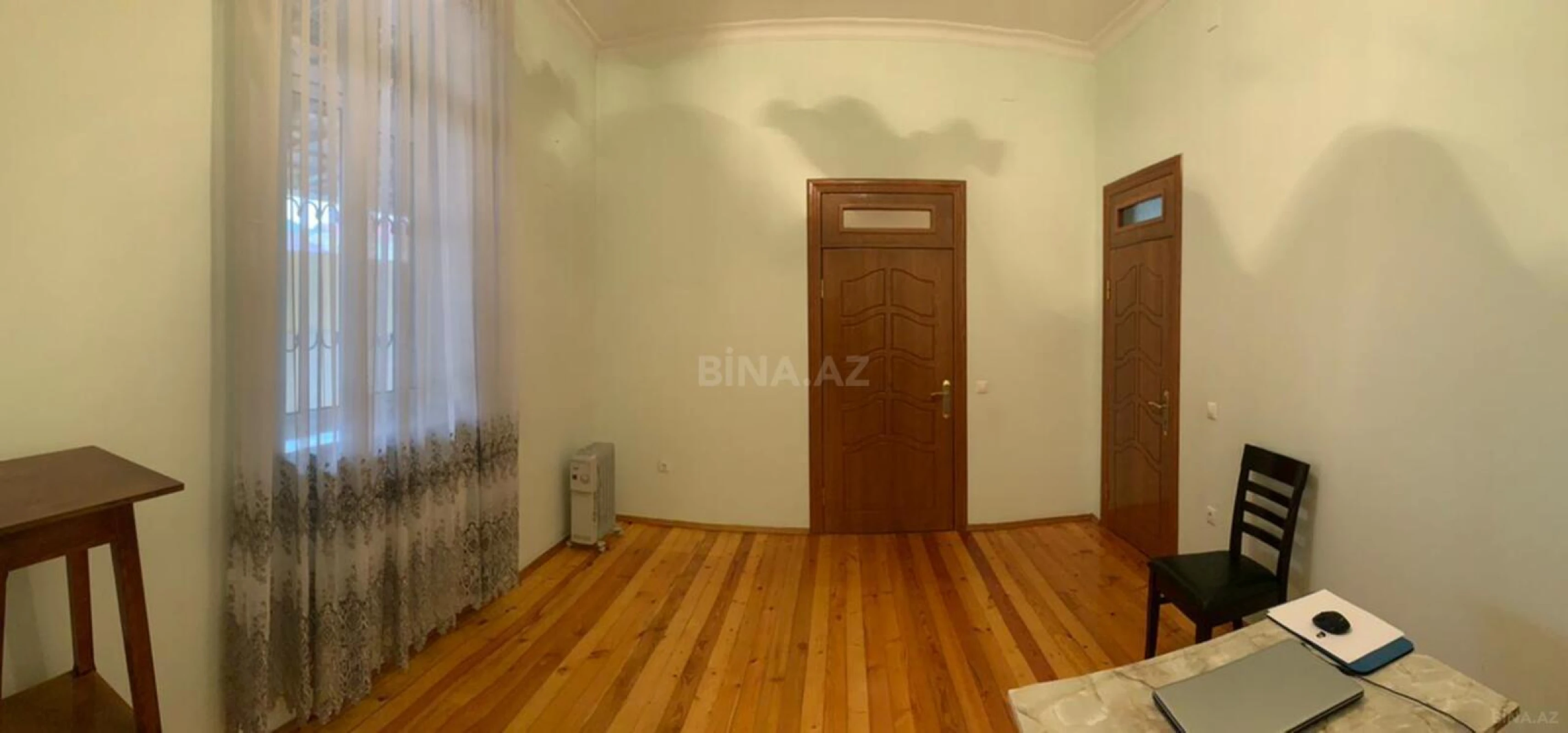 Satılır 7 otaqlı həyət evi 222 m²