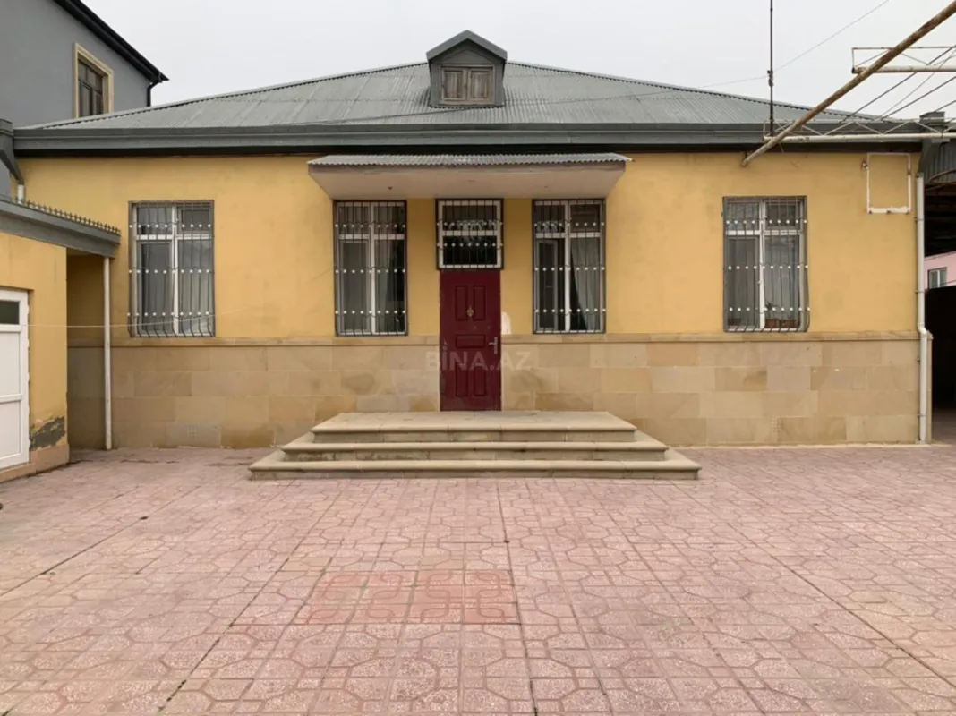 Satılır 7 otaqlı həyət evi 222 m²