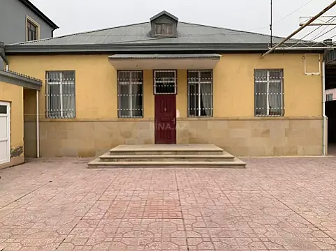 Satılır 7 otaqlı həyət evi 222 m²