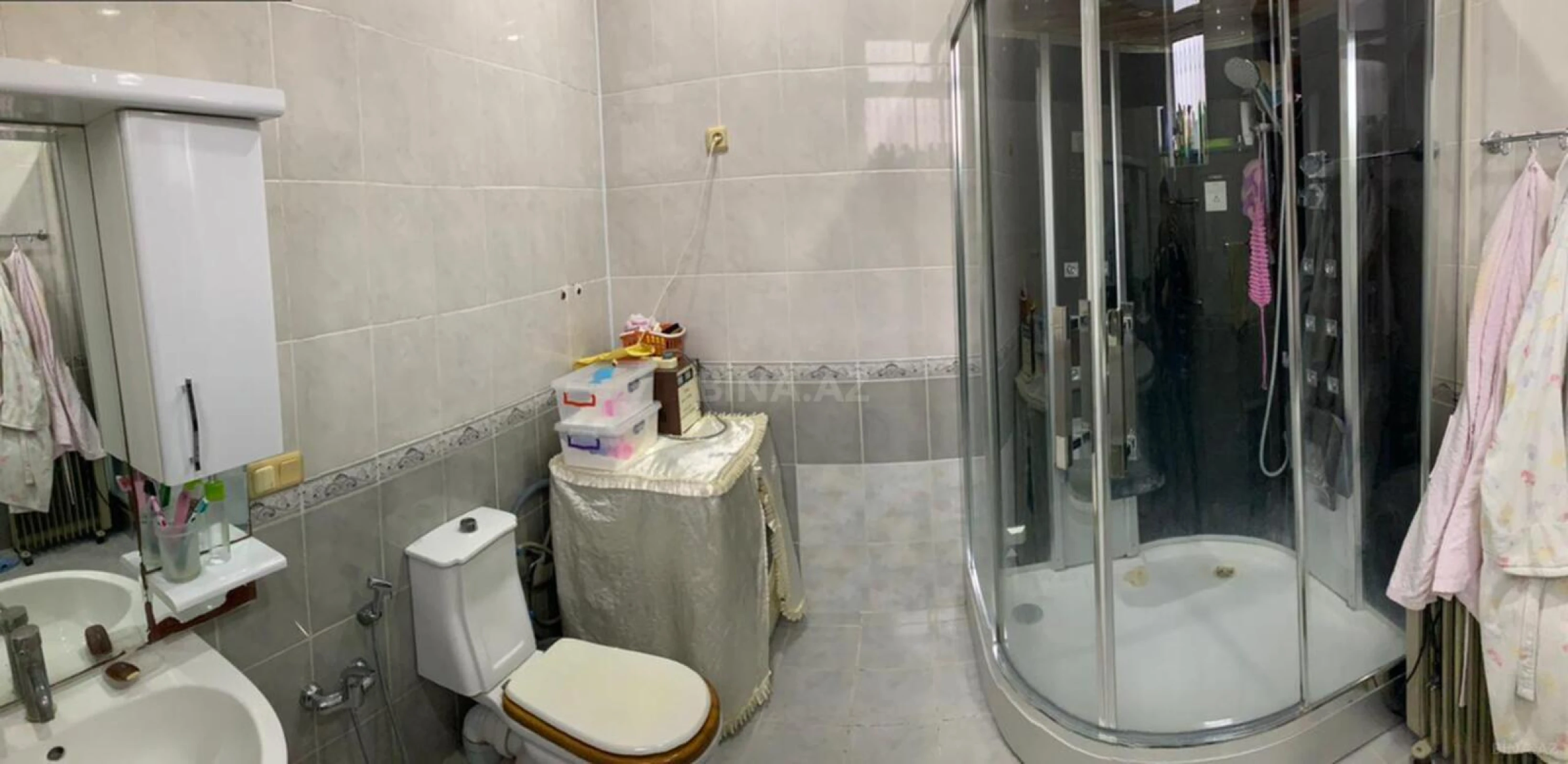 Satılır 7 otaqlı həyət evi 222 m²