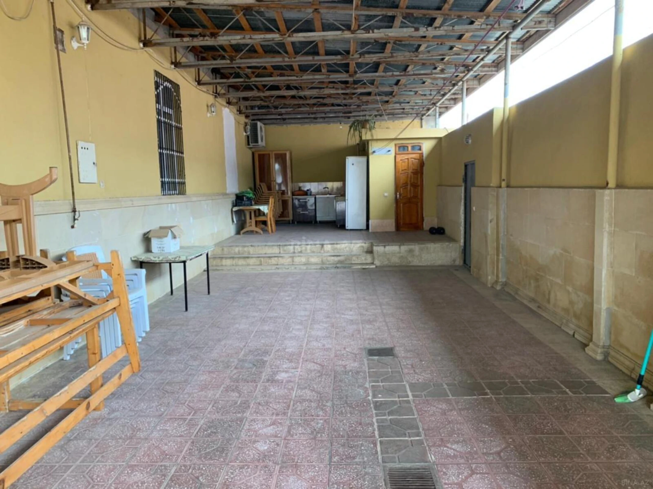 Satılır 7 otaqlı həyət evi 222 m²