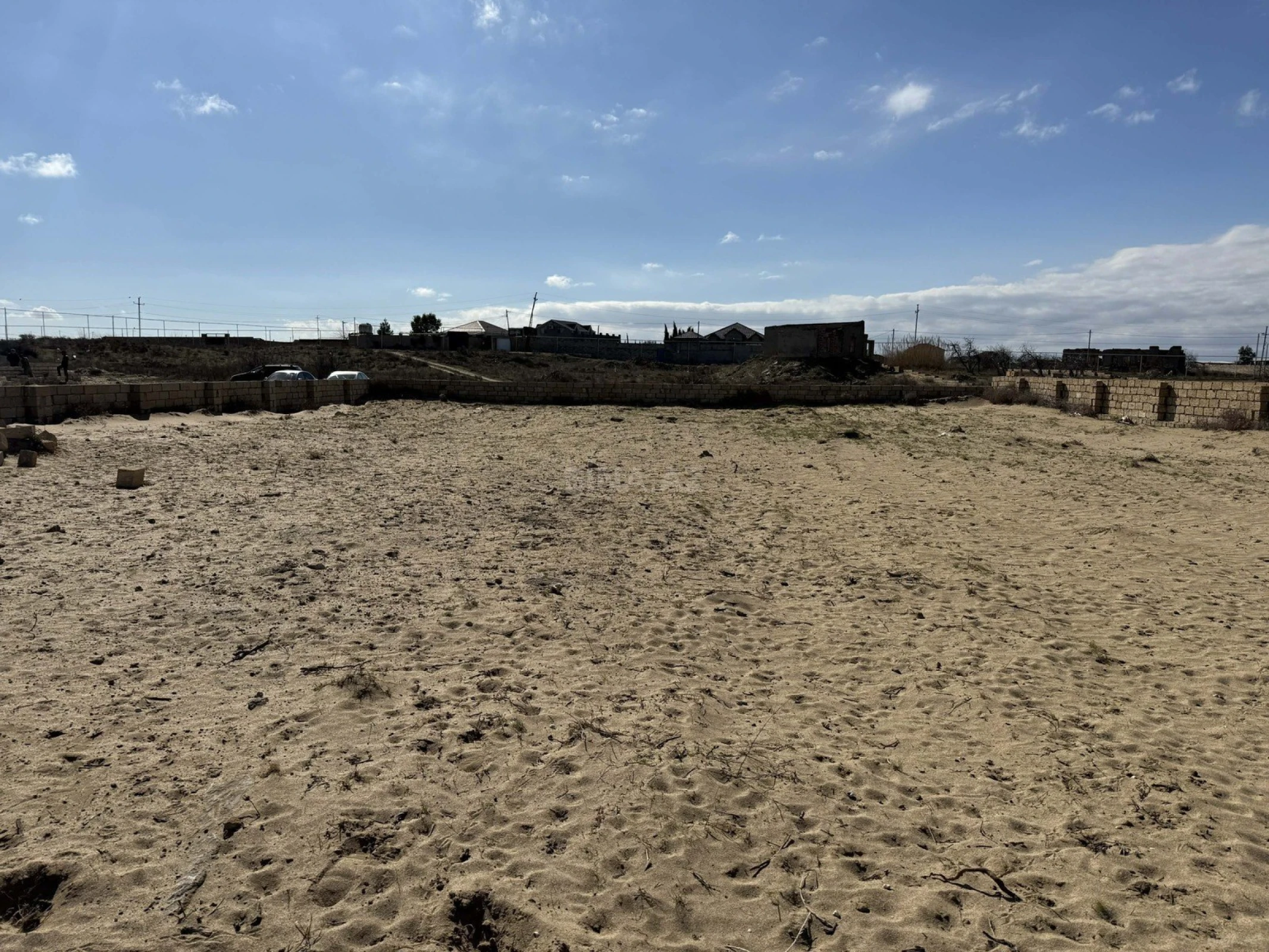 Satılır torpaq sahəsi 12 m²