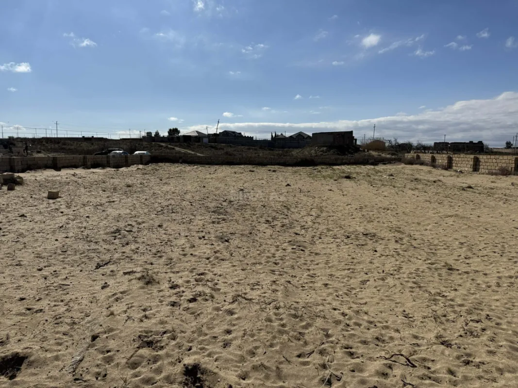 Satılır torpaq sahəsi 12 m²