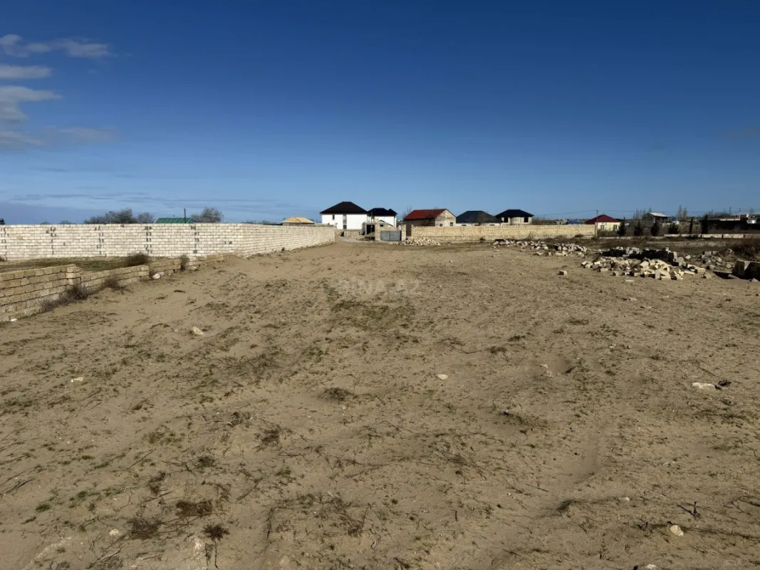 Satılır torpaq sahəsi 12 m²