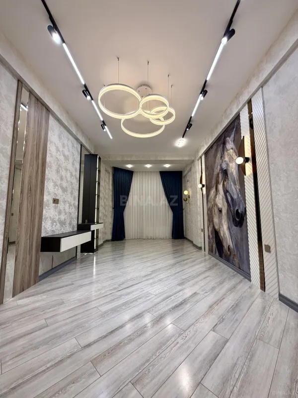 Satılır 3 otaqlı mənzil 96 m²