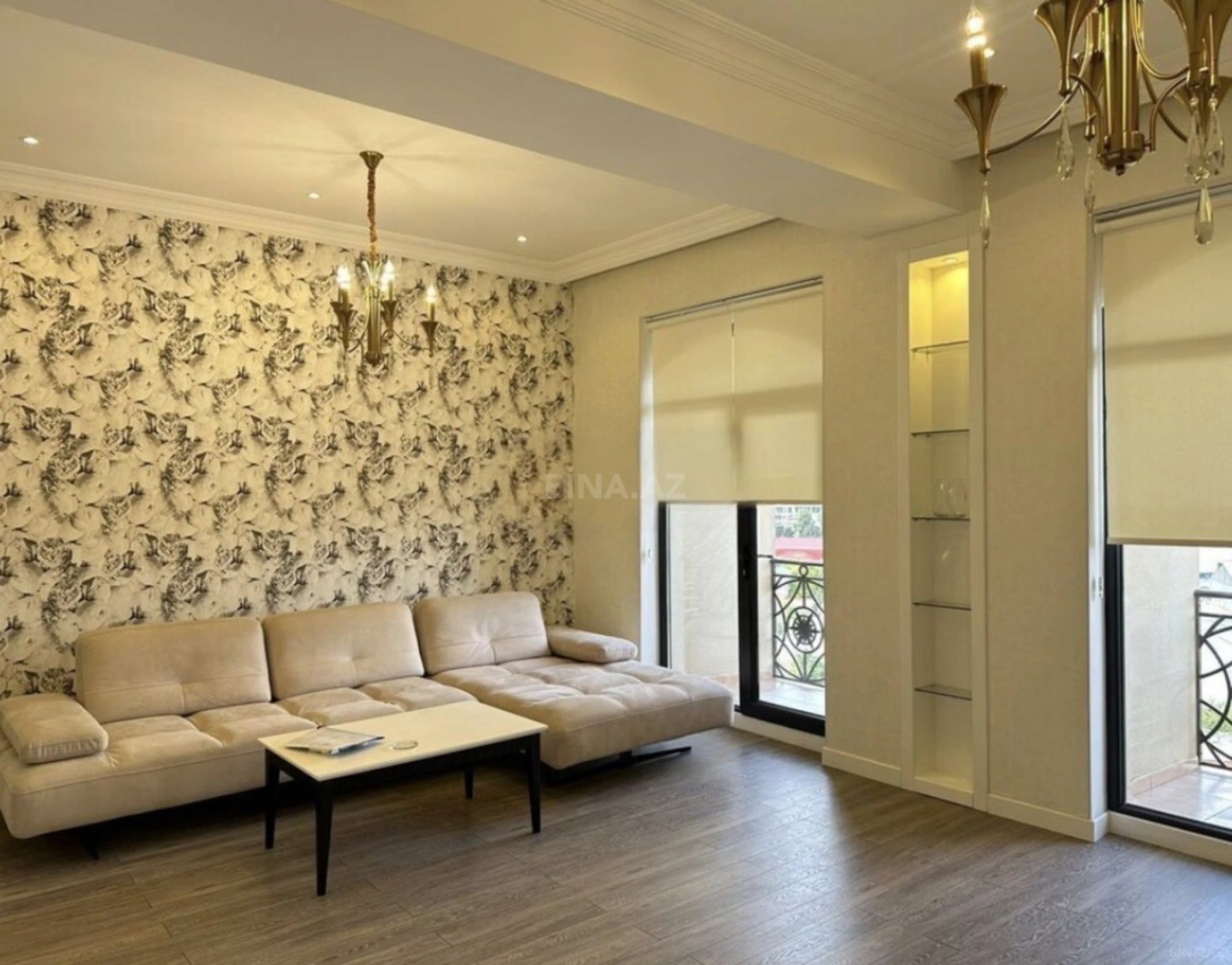 Kirayə verilir 3 otaqlı mənzil 137 m²