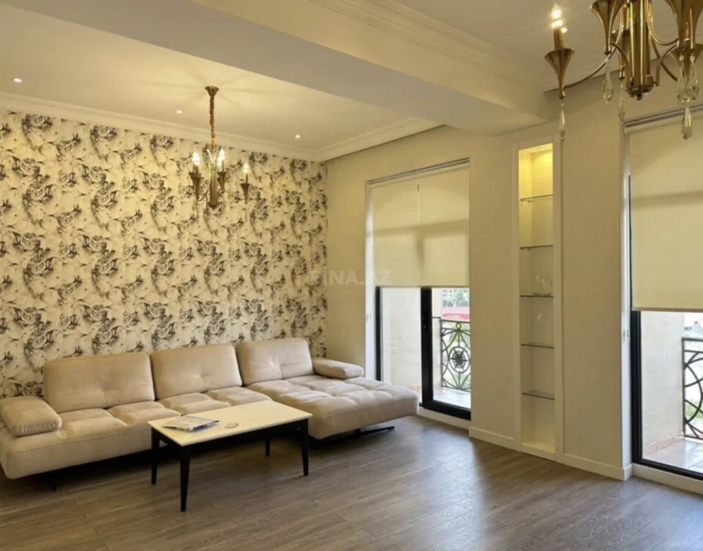 Kirayə verilir 3 otaqlı mənzil 137 m²