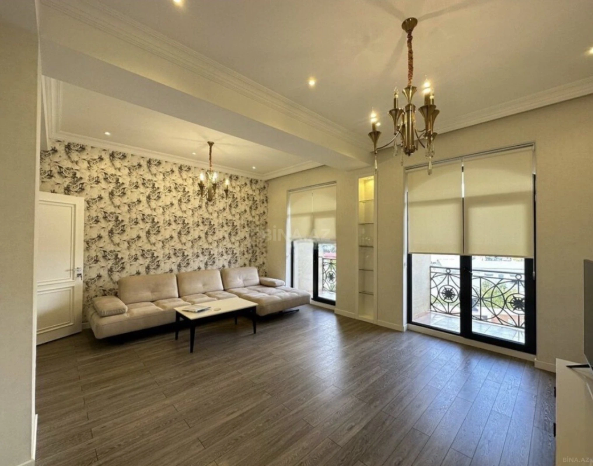 Kirayə verilir 3 otaqlı mənzil 137 m²