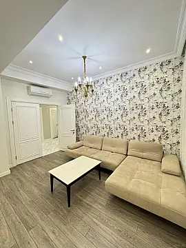 Kirayə verilir 3 otaqlı mənzil 137 m²
