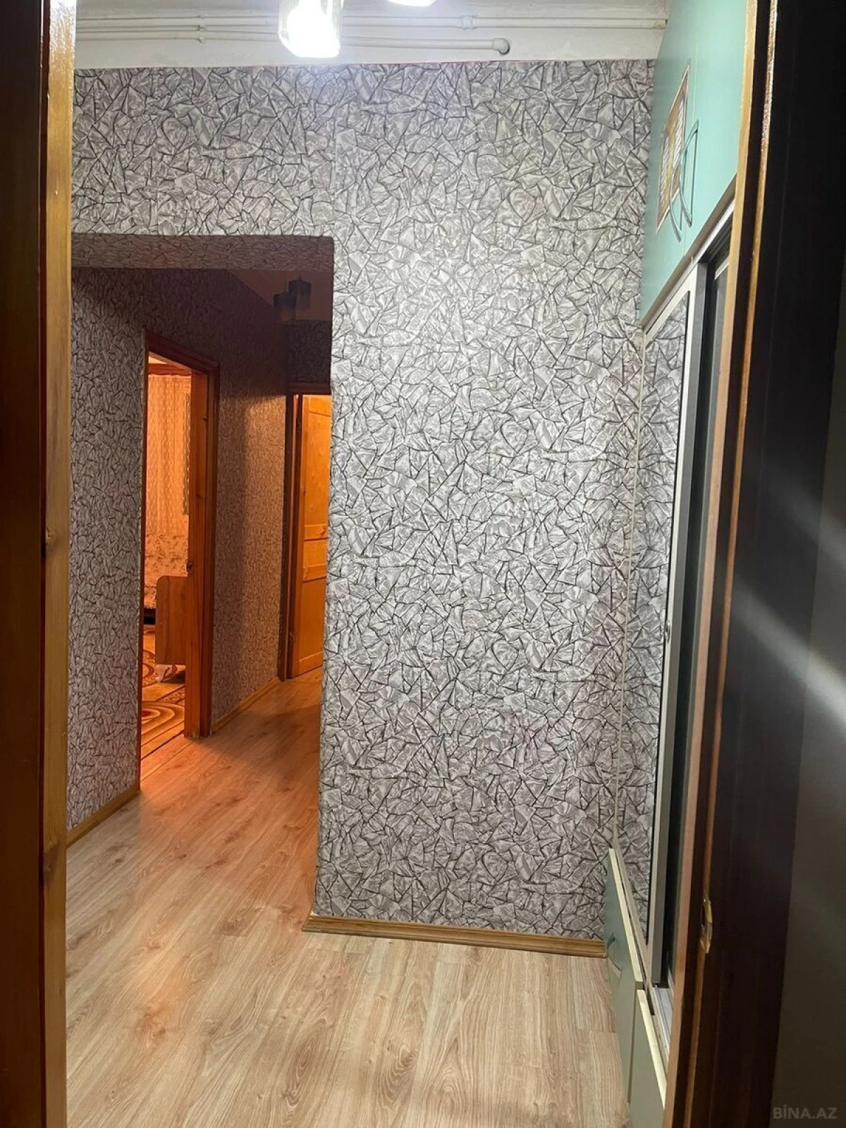 Satılır 2 otaqlı mənzil 53 m²