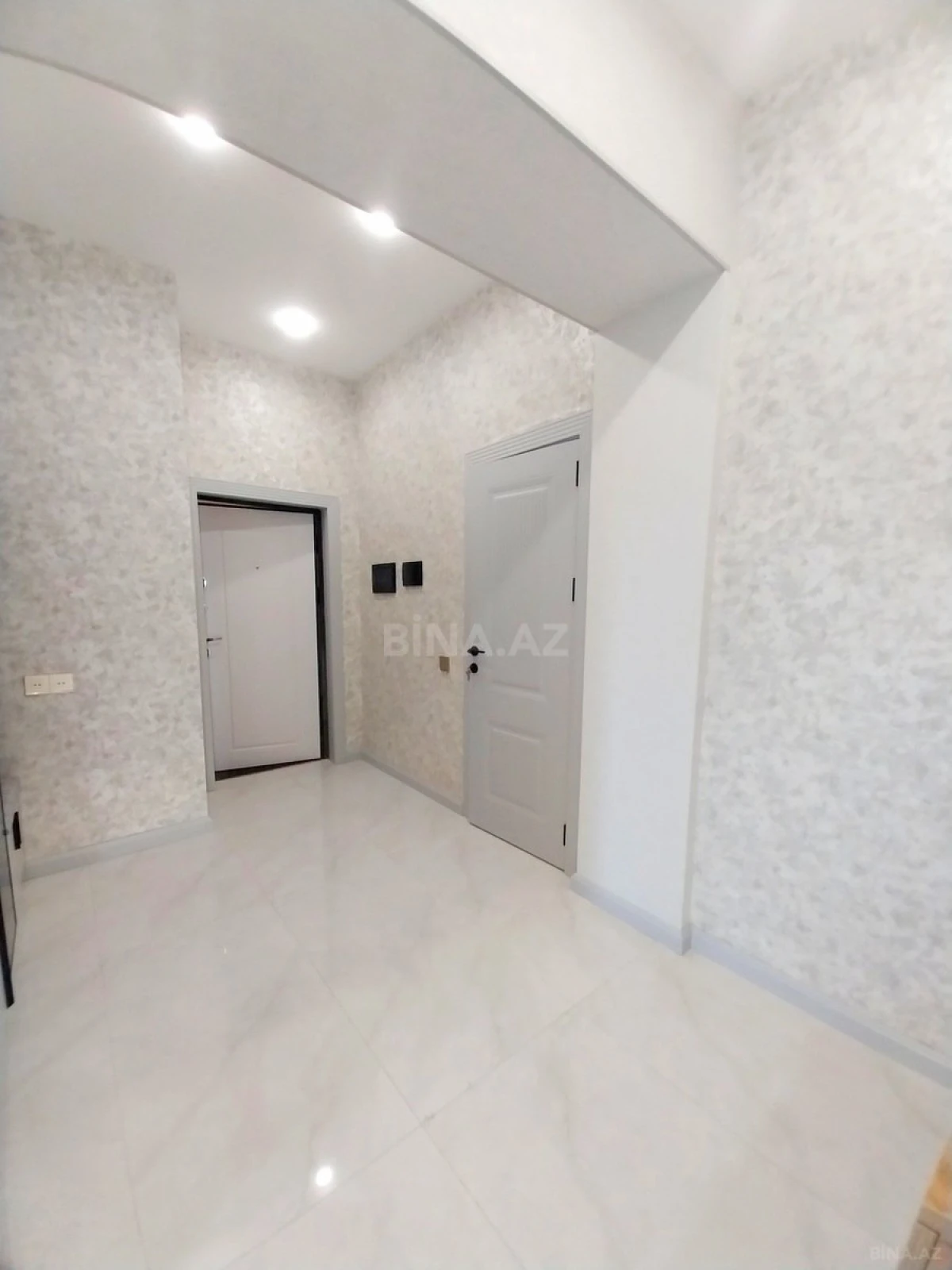 Kirayə verilir 3 otaqlı mənzil 86 m²