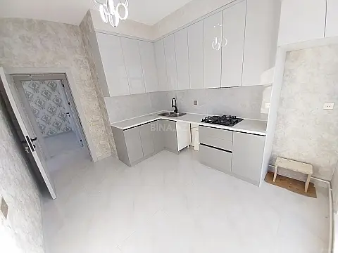 Kirayə verilir 3 otaqlı mənzil 86 m²