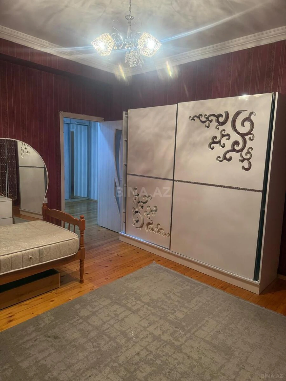 Kirayə verilir 3 otaqlı mənzil 100 m²