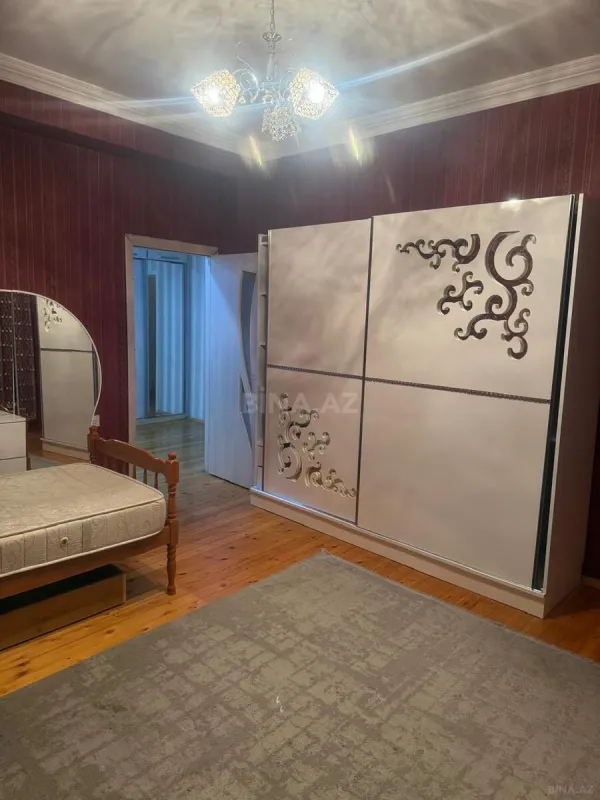 Kirayə verilir 3 otaqlı mənzil 100 m²