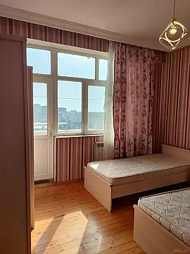 Kirayə verilir 3 otaqlı mənzil 100 m²